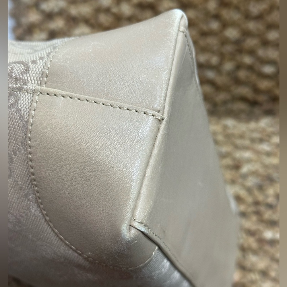Gucci Monogram Canvas‎ Tote Bag - Picture 7 of 14